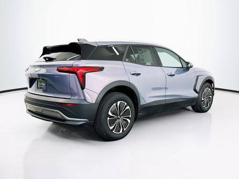 Used 2024 Chevrolet Blazer EV LT AWD/4WD image 9