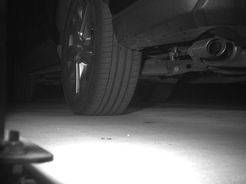 Used 2019 Toyota RAV4 XLE Premium image 10