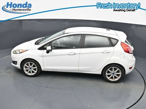 Used 2016 Ford Fiesta SE w/ Equipment Group 201A FWD image 18
