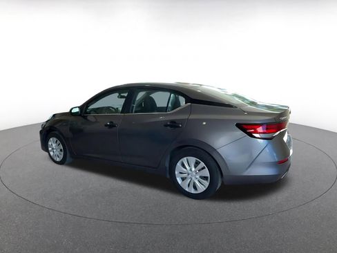 Used 2025 Nissan Sentra S image 10