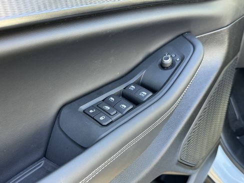 New 2025 Jeep Grand Cherokee L Altitude image 18