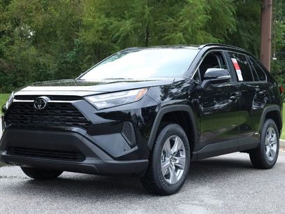 New 2025 Toyota RAV4 XLE