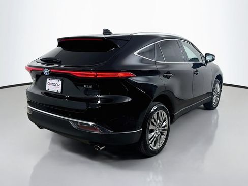 Certified 2024 Toyota Venza XLE AWD/4WD image 7