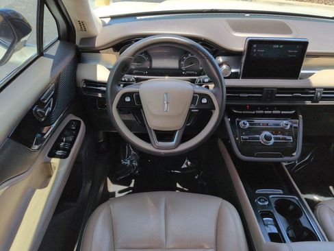 Certified 2020 Lincoln Corsair FWD image 17