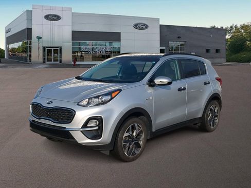 Used 2022 Kia Sportage EX image 5