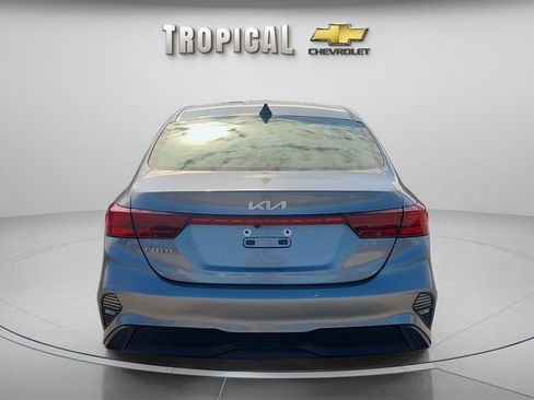 Used 2023 Kia Forte LXS image 4