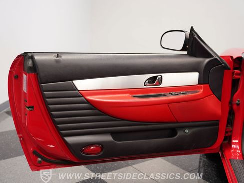 Used 2003 Ford Thunderbird image 37