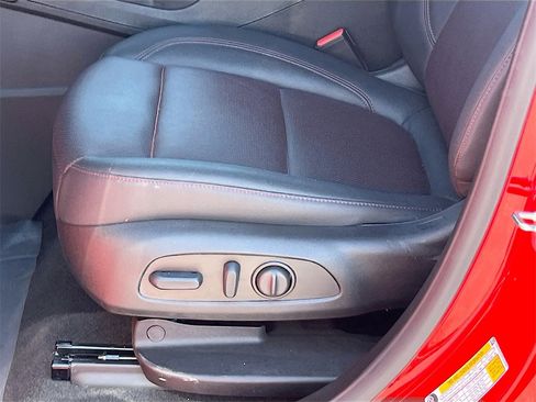 Used 2024 Chevrolet Blazer RS image 19