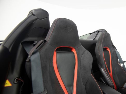 Used 2020 McLaren 720S Performance RWD image 39