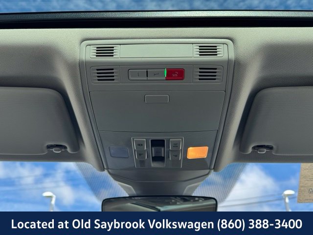 Certified 2024 Volkswagen Jetta SE FWD image 17