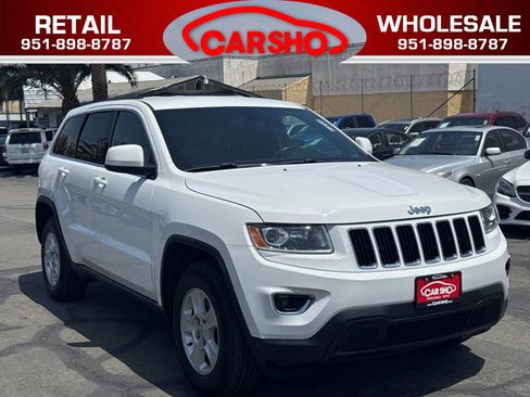Used 2015 Jeep Grand Cherokee Laredo image 1