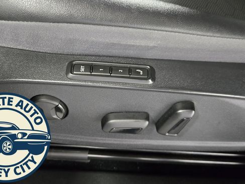 Used 2023 Volkswagen ID.4 Pro S image 23