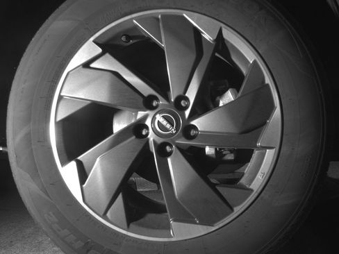 Used 2025 Nissan Rogue SV image 13