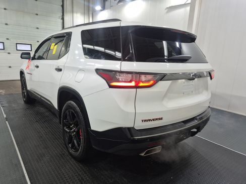 Used 2021 Chevrolet Traverse Premier w/ Redline Edition AWD/4WD image 7