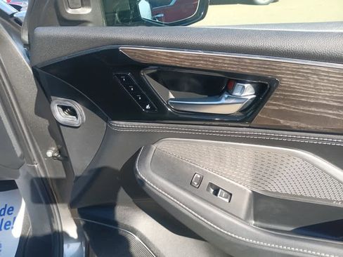 Used 2023 Acura MDX SH-AWD w/ Advance Package image 29