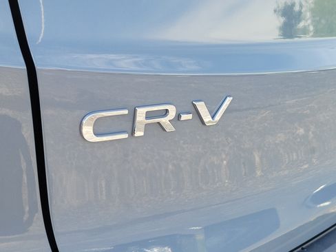 Used 2025 Honda CR-V EX image 6