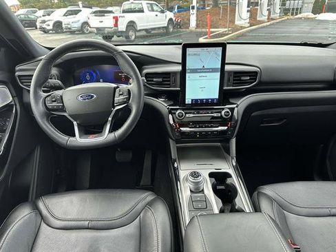Used 2022 Ford Explorer ST w/ Equipment Group 401A image 11