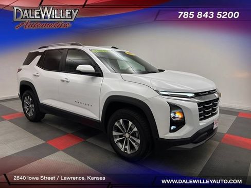Used 2025 Chevrolet Equinox LT w/ Convenience Package II AWD/4WD image 1