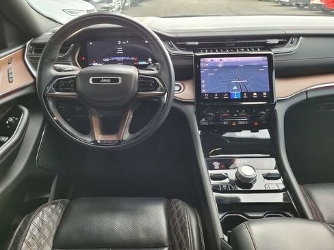 Certified 2023 Jeep Grand Cherokee L Summit w/ Luxury Tech Group V image 7