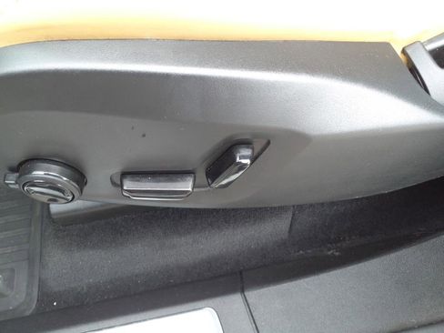 Certified 2022 Volvo XC90 T6 Inscription w/ Advanced Package image 17