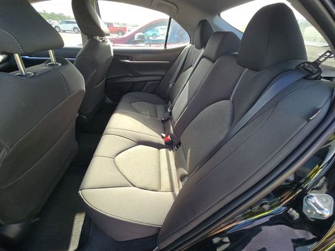 Used 2024 Toyota Camry LE FWD image 4