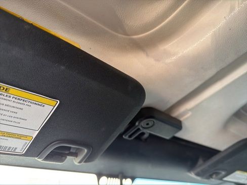 Used 2018 Jeep Wrangler Unlimited Sahara image 44