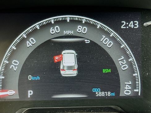 Used 2022 Toyota RAV4 Limited FWD image 19