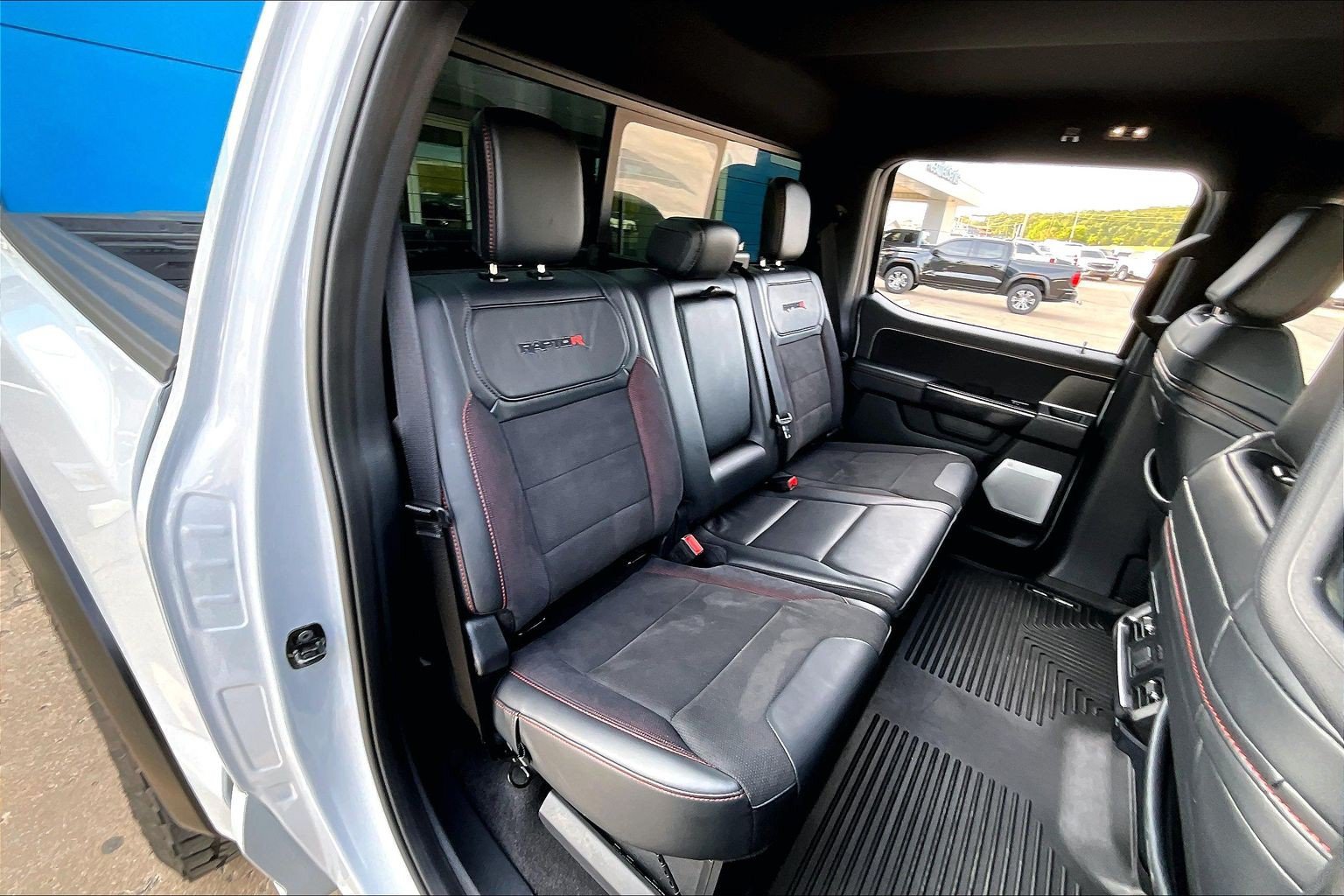 Used 2025 Ford F150 Raptor w/ Equipment Group 803A Raptor R AWD/4WD image 28