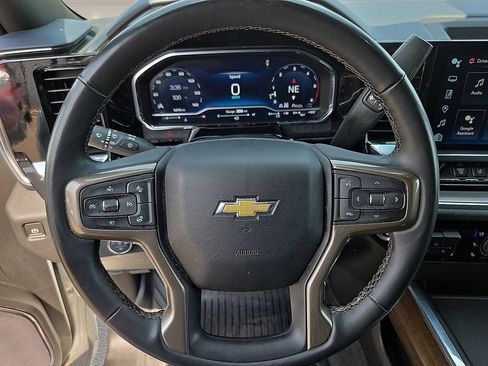 Used 2024 Chevrolet Silverado 3500 High Country w/ High Country Premium Package AWD/4WD image 15