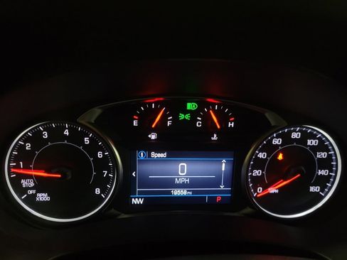 Used 2024 GMC Terrain SLE image 23