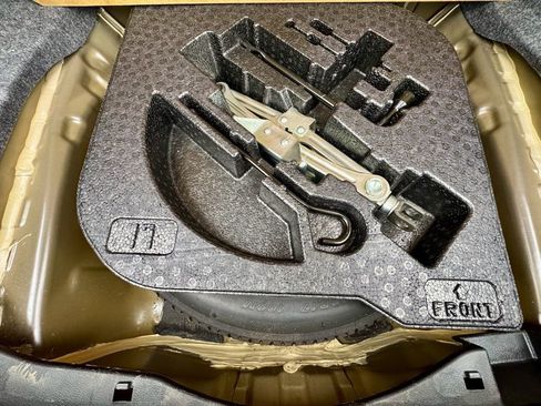 Used 2017 Honda Accord Sport Special Edition image 10