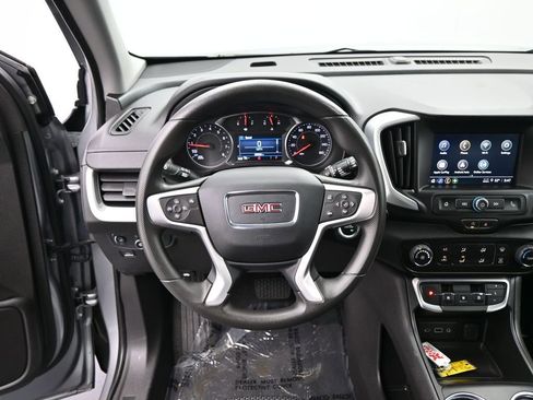 Certified 2024 GMC Terrain SLE image 11