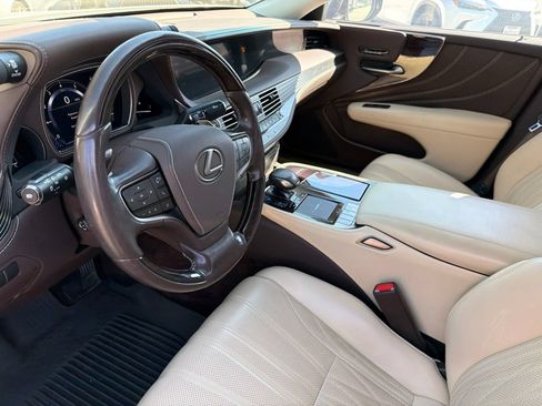 Used 2018 Lexus LS 500 w/ Interior Upgrade Package RWD image 11
