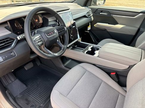 New 2026 GMC Acadia Elevation w/ LPO, Floor Liner Package image 25