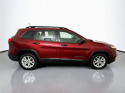 Used 2015 Jeep Cherokee Sport w/ Cold Weather Group image 8