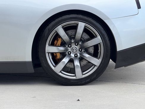 Used 2009 Nissan GT-R Premium AWD/4WD image 26