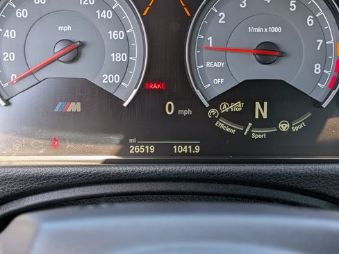 Used 2018 BMW M4 Convertible RWD image 26