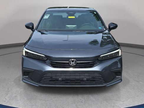 Used 2024 Honda Civic Sport image 2