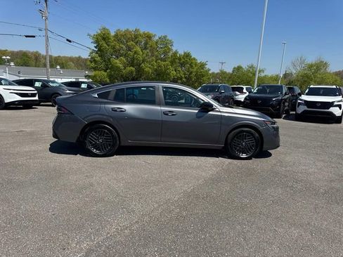 New 2026 Nissan Sentra SV w/ SV Convenience Package FWD image 3