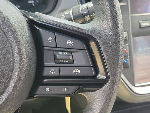 Used 2025 Subaru Crosstrek 2.0i image 28