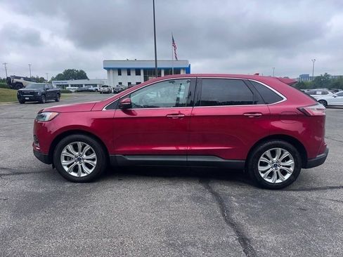 Used 2020 Ford Edge Titanium w/ Equipment Group 301A AWD/4WD image 4