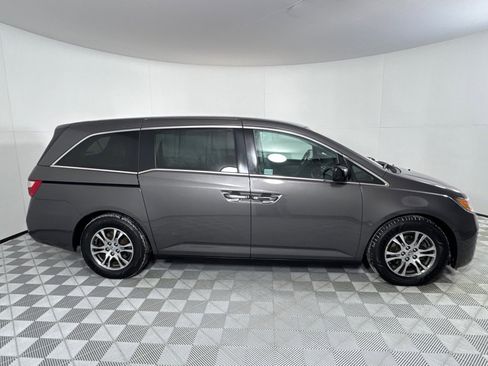 Used 2013 Honda Odyssey EX image 4