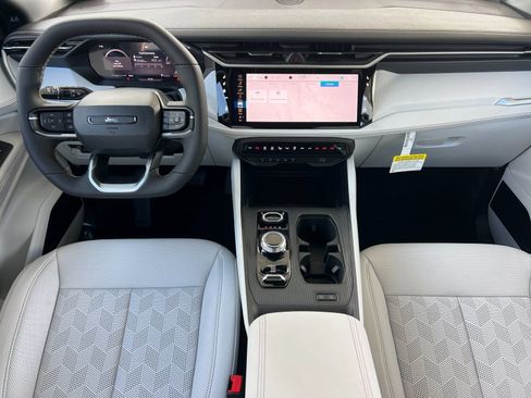 New 2026 Jeep Cherokee Overland AWD/4WD image 11