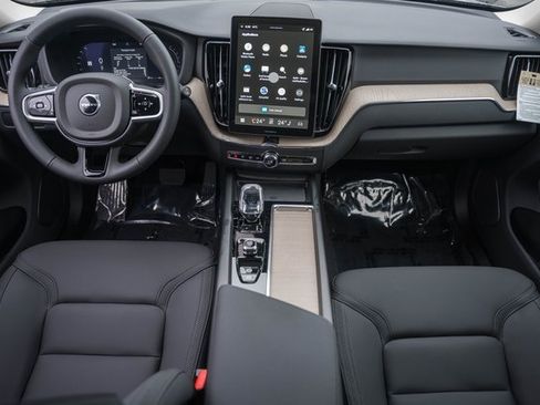 New 2026 Volvo XC60 B5 Plus w/ Protection Package Premier image 19