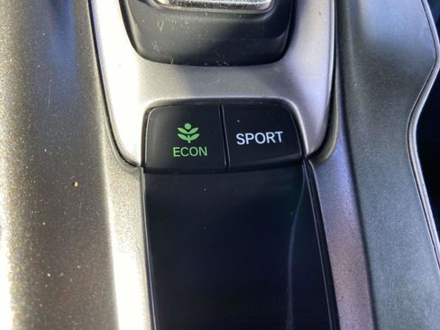 Used 2020 Honda Accord Sport image 14