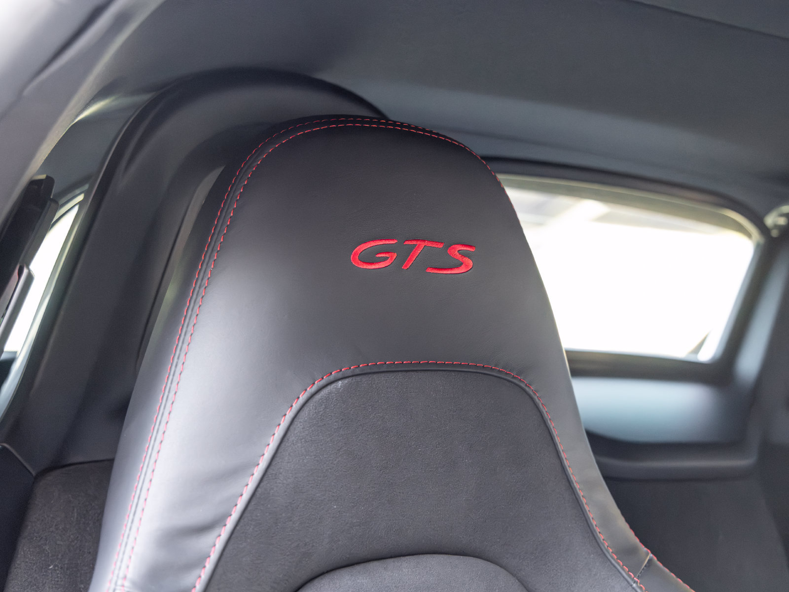 Certified 2024 Porsche 718 Boxster GTS RWD image 63