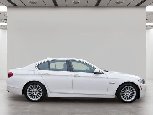 Used 2013 BMW 535i xDrive Sedan AWD/4WD image 6