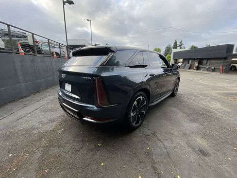 Certified 2025 Cadillac Escalade IQ Sport 1 w/ Smart Trailering package AWD/4WD image 6