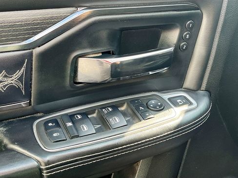 Used 2022 RAM 2500 Limited AWD/4WD image 18