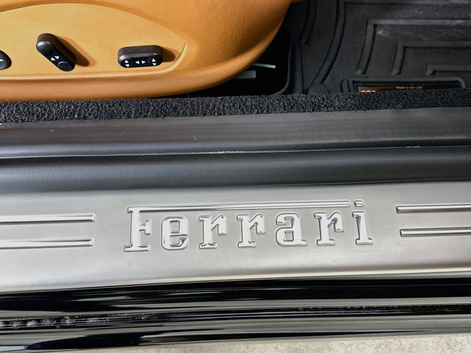 Used 2014 Ferrari California RWD image 62
